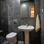 Aquamarine Apartment *