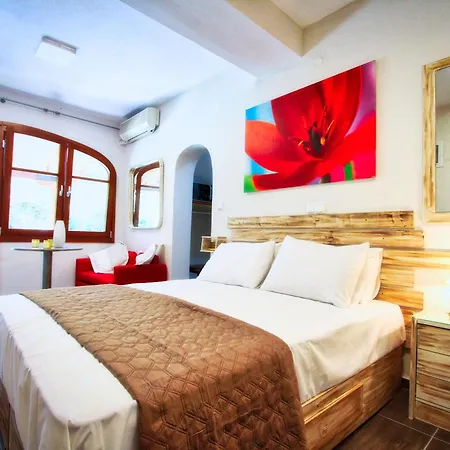 Aquamarine * PalaiónTsiflíkion